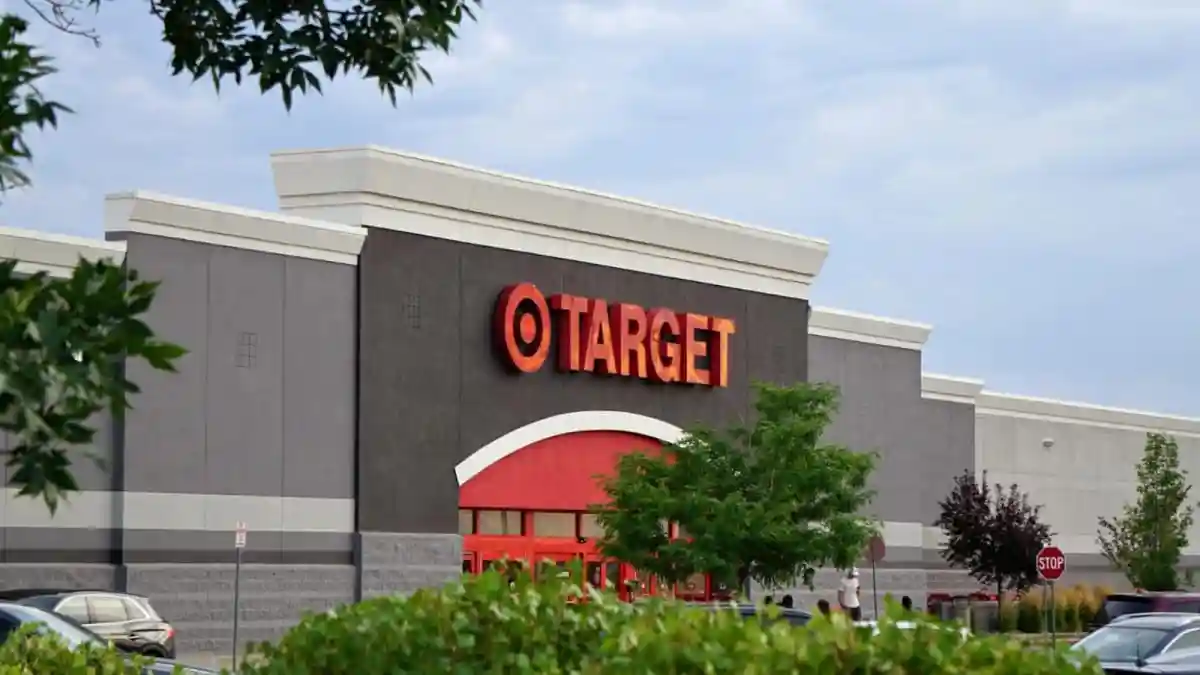 Target To Lay Off 1