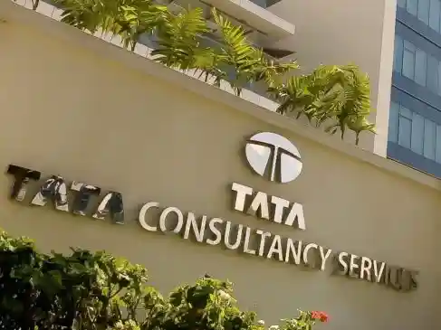 TCS offers higher variable payouts of 60-80% for mid and senior employees in Q4