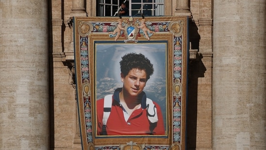 Tens of thousands of pilgrims are expected at the Vatican Sunday for the canonisation of an Italian teenager dubbed 