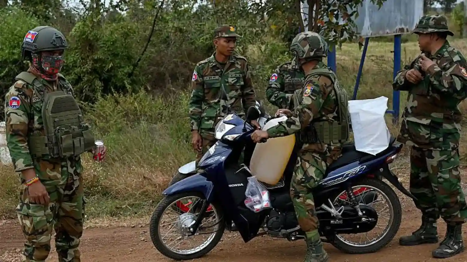 Thailand and Cambodia agree to halt fighting