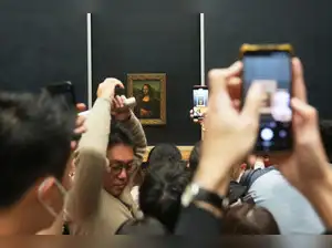 The $100 million Louvre theft could make France's stolen Crown Jewels as famous as the Mona Lisa