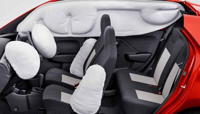 The central government is planning a big festive gift for car and bike buyers this Diwali. Reports suggest that GST (Goods and Services Tax) on small cars with engines under 1200cc (i.e., 1.2L) and two-wheelers (including bikes and scooters) under 350cc could be reduced ahead of Diwali.