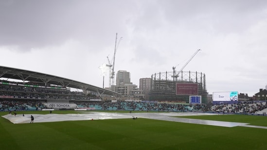 The final day of India's tour in England has arrived, with the visiting team now scratching to try and hope for a miracle as England stand only 35 runs away from victory at the start of Day 5 at the Oval. The fourth day of the match saw a premature conclusion, one that has raised questions and criticism. A period of rain late in the day was followed by enough of a dry spell and sunlight to wrap up the match then and there. As we move into the 25th day of action of this tour, the eyes will once again be on the weather gauges.