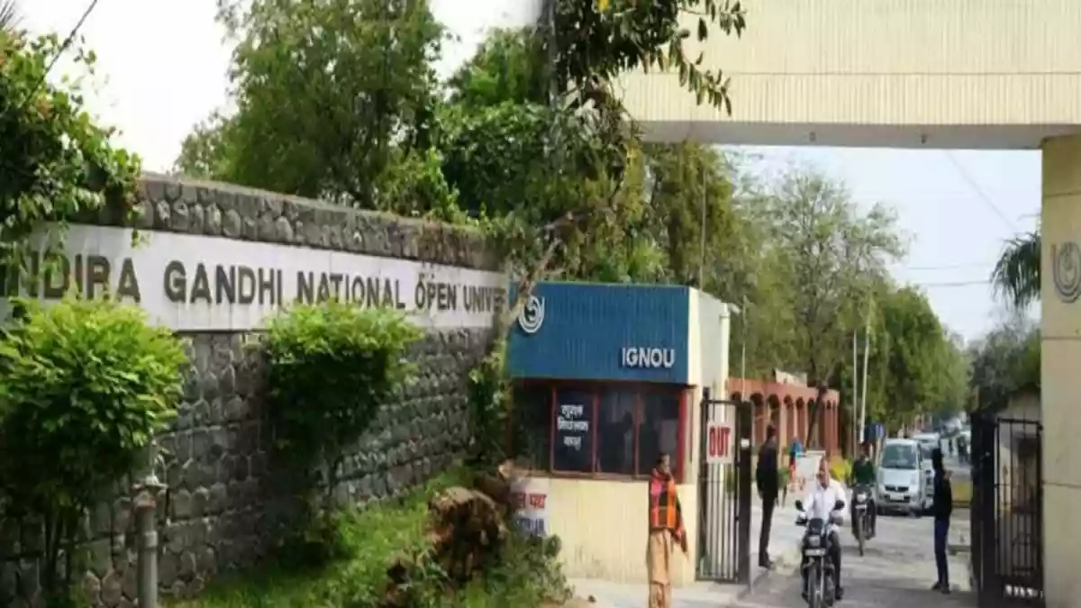The Indira Gandhi National Open University (IGNOU) has once again extended the deadline for fresh admissions to its July 2025 session for online programmes. Students who have not yet registered for online distance learning (ODL) and online mode programmes now have until October 15, 2025 to submit their applications.