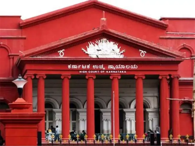 The Karnataka High Court on Wednesday dismissed a plea filed by the Social Media platform X challenging its mandatory onboarding on the government's Sahyog portal and its interpretation of Section 79(3)(b) of the IT Act.<br><br>The bench of Justice Nagaprasanna pronounced a verdict on X's plea seeking a declaration that Section 79(3)(b) IT Act does not confer power on the Centre to issue information blocking orders.<br><br>