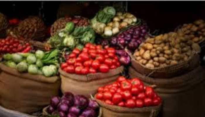 The Labour Bureau, under the Ministry of Labour & Employment, has revised the base year of the Consumer Price Index Numbers for Agricultural Labourers and Rural Labourers to 2019=100 since June this year. <strong>New Delhi: </strong>The year-on-year inflation rates based on the all-India consumer price index for agricultural labourers (CPI-AL) and rural labourers (CPI-RL) for August this year were estimated at 1.07 per cent and 1.26 per cent, respectively, figures released by the Ministry of Labour & Employment on Thursday showed.