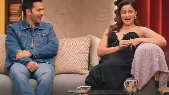 The latest promo for Two Much with Kajol and Twinkle just dropped, and it looks like a riot. This time, duo Alia Bhatt and Varun Dhawan join hosts Kajol and Twinkle Khanna for an episode packed with some cheeky games and awkward moments. In the teaser, Varun is seen hilariously mouthing his own movie dialogues and even admits to rewatching Mela several times, despite not liking it. The two stars dive into fun segments with Kajol and Twinkle, but it's Alia who steals a moment when Kajol asks whether being friends with your ex is a red flag. Alia, ever the diplomat, playfully dodges the question, 