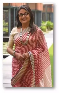 Movie lovers will remember her as the playful young girl rummaging under the bed to look for her pet squirrel who has chosen the right moment to slip out and