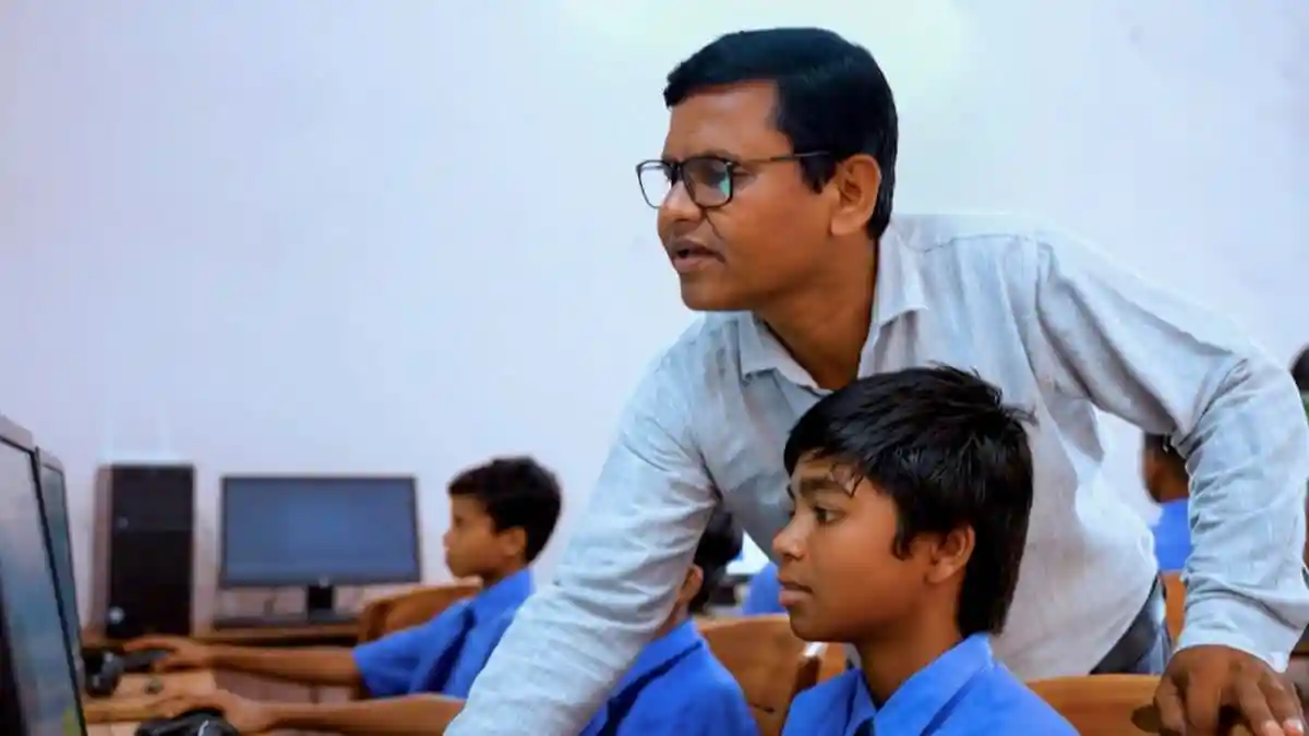 The Ministry of Education plans to integrate Artificial Intelligence (AI) into the school curriculum for all students from Class 3 onwards, starting from the 2026-27 academic year, reported PTI. A framework is being developed to incorporate AI across all grades, according to officials.The Ministry of Education plans to integrate Artificial Intelligence (AI) into the school curriculum for all students from Class 3 onwards, starting from the 2026-27 academic year, reported PTI. A framework is being developed to incorporate AI across all grades, according to officials.School Education Secretary Sanjay Kumar stated, “We need to move fast so that students and teachers are properly aligned with this technology over the next two to three years. The challenge will be to reach out to over one crore teachers across the country and orient them in imparting AI-related education. The CBSE (Central Board of Secondary Education) is developing the framework for AI integration across grades.