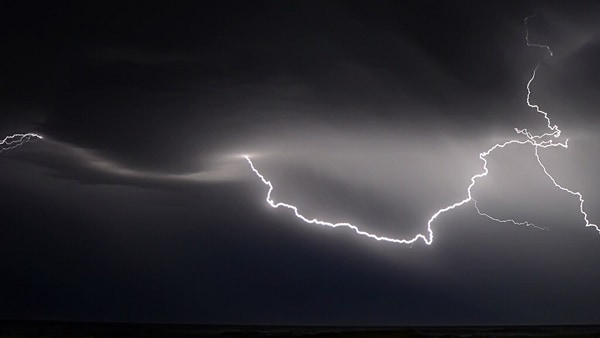 The National Weather Service in Pendleton issued a Severe Thunderstorm Warning on Sunday afternoon for north-central Deschutes County. By 4:00 pm, power outages had been reported across various parts of the county. As a precaution, officials at the Deschutes County Fair and Rodeo announced that a shelter has been set up due to the approaching storm. NWS Pendleton in a post on X stated, “Thunderstorms still roam much of the Blue Mountains in our region along central Oregon. Gusty winds, abundant lightning, and small hail are possible hazards with these storms.”