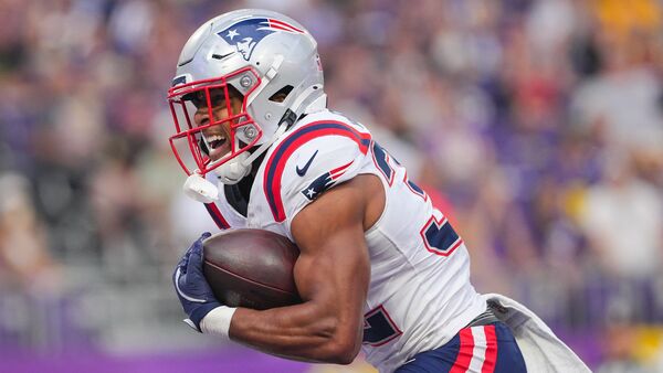 The New England Patriots secured a 20-12 victory against the Minnesota Vikings in an NFL preseason matchup on Saturday, driven by impressive performances from rookies TreVeyon Henderson and Efton Chism III. Both players scored touchdowns, further solidifying their cases for significant roles in the upcoming regular season.