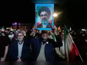 The US and Iran are locked in a dangerous standoff, fueled by mutual miscalculations and overconfidence. Ancient Greek concepts of error and pride offer a