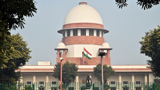 The Supreme Court has asked Karnataka to file its counter on the issue by tomorrow and said that the hearing will resume on Thursday. The Supreme Court on Tuesday took a strong objection of the Karnataka government order for not allowing the release of Kamal Haasan's film 