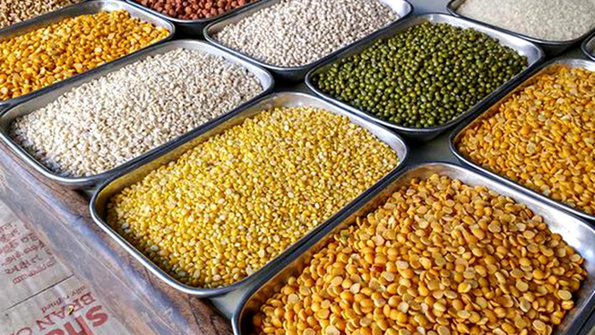 The Supreme Court on Thursday (September 25, 2025) sought the Centre's response on a petition seeking curbs on the import of yellow peas, a pulse substitute, on the ground that its influx is driving down market prices and harming the livelihood of farmers.