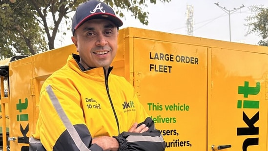 There have been many social media posts about the fast delivery services of hyper-local e-commerce platforms, including Blinkit. The recent post about this app-based service came from an unlikely place—Texas. An X user who lives in Austin tweeted about the service and wrote how discovering it blew his mind.