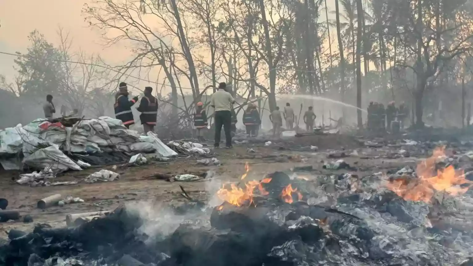 At least 13 people have been killed in an explosion at a firecracker factory in India's southern state of Kerala, officials say. The incident took place in