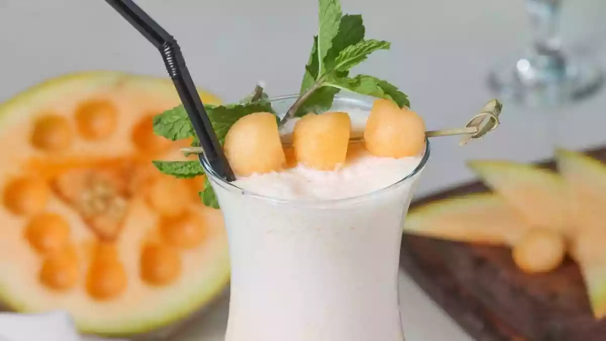 This Cooling Muskmelon Milkshake Recipe Is A Must Try This Summer