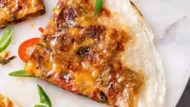 <h4>This crunchy veggie rice paper pancake is the perfect quick-fix snack for sudden hunger cravings at home: Full recipe</h4><h4>From crispy