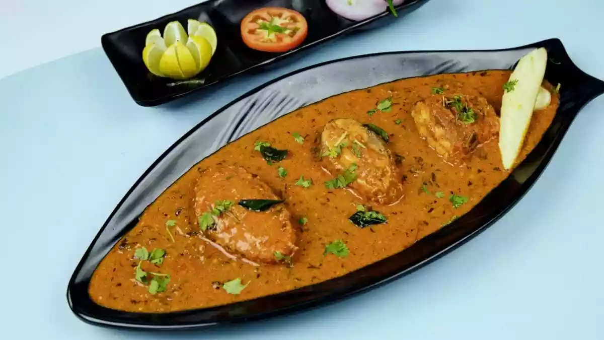 This Tangy Raw Mango Cashew Curry Is The Perfect Summer Recipe To Try