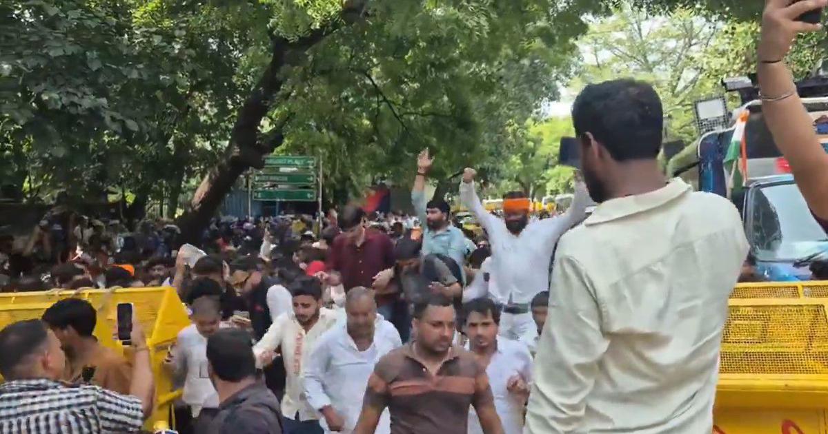 Thousands protest caste-based quotas at Jantar Mantar