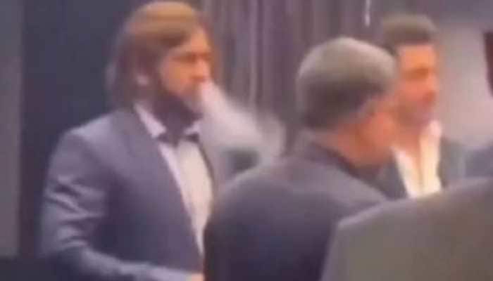 Tiwary, revealing his version of events, claimed that certain players from the Indian team, particularly those who maintained close ties with Dhoni. Former India cricketer Manoj Tiwary has once again stirred the ongoing controversy surrounding legendary captain MS Dhoni and the so-called ‘hookah' culture in the Indian dressing room. This comes after earlier shocking claims made by former all-rounder Irfan Pathan, who had also spoken about the issue. Tiwary, revealing his version of events, claimed that certain players from the Indian team, particularly those who maintained close ties with Dhoni, would often join him during hookah sessions. The former batter explained that he had personally observed these activities at close quarters, further hinting that some teammates indulged in “buttering” to get into the captain's good books.