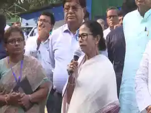 Trinamool Congress alleges BJP supporters vandalized and torched a Special Intensive Revision assistance camp in Kalyani, Nadia district