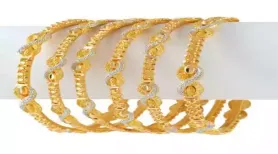 Today Gold, Silver Rate December 25: Check 18, 22, 24 carat Gold prices in Chennai, Mumbai, Delhi, Kolkata Gold has been regarded as one of the safest