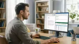 Most of us do not wake up thinking about panel types and port layouts. We just want a screen that is kinder to the eyes, fits the desk and makes long hours of