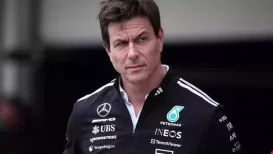 Toto Wolff is in advanced discussions to sell part of his stake in Mercedes F1 to Crowdstrike CEO George Kurtz, in a deal valuing the Formula One team at a