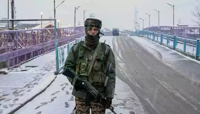 Due to the closure of the Srinagar-Jammu highway, scores of vehicles remained stranded at different points on the nearly 300-km long highway