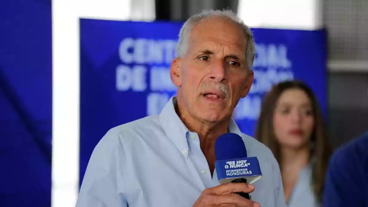 Trump-backed candidate Nasry Asfura declared winner of Honduras