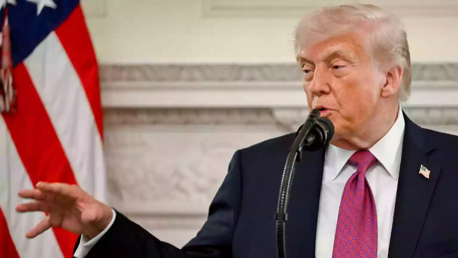 Trump buys time for Iran deal after frantic day of diplomacy