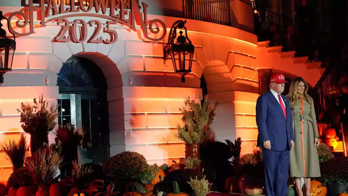 Trump hosts White House Halloween bash with superheroes