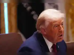 Trump insists tariffs will buoy the economy