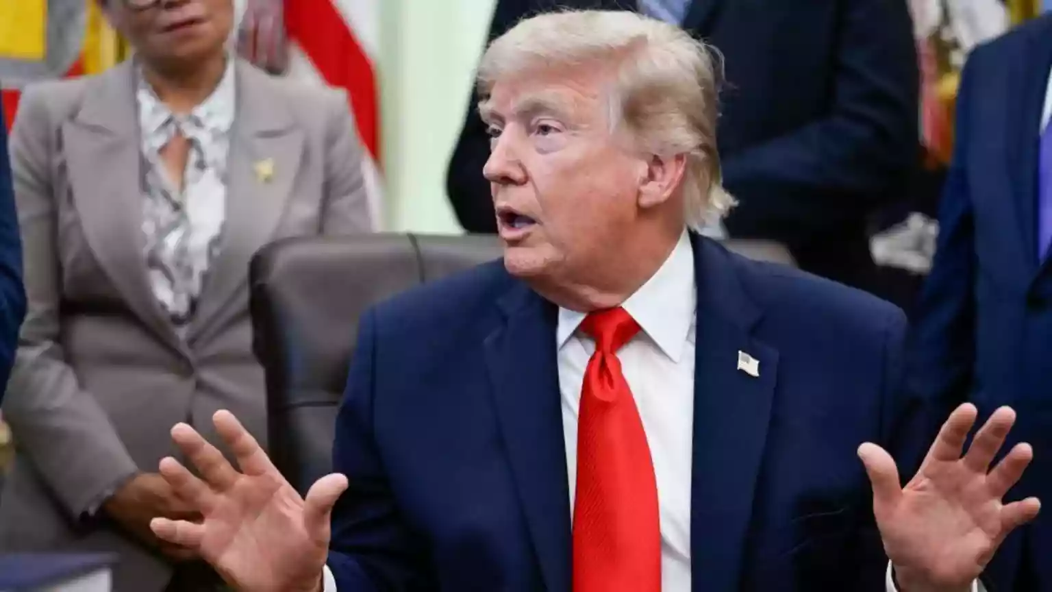 Trump says US-Iran deal to be signed on Sunday as Tehran casts doubt on timing