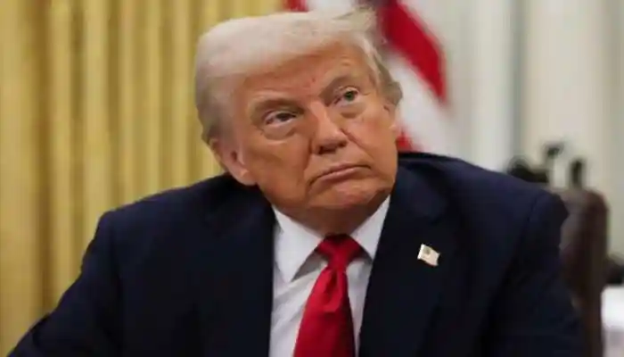 Trump Teases 3rd Term Fantasy