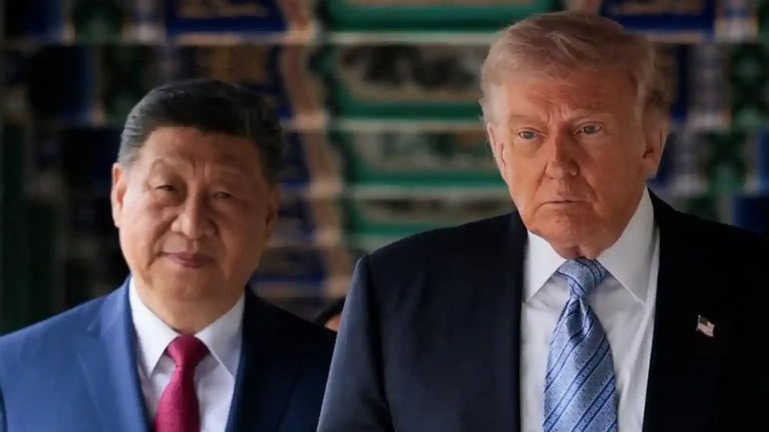 US President Donald Trump has cautioned Taiwan against formally declaring independence from China. 
