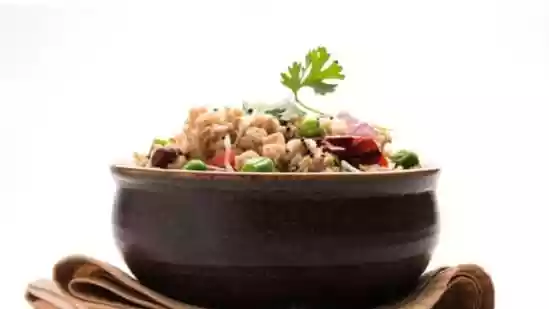 Try These 3 Healthy Oats Upma For Suhoor At Home