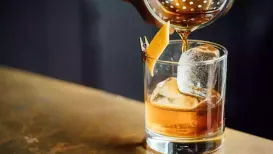 There's something comforting about unwinding on a Sunday evening with a well-crafted drink and with whiskey as the star. Whether you prefer its smoky warmth