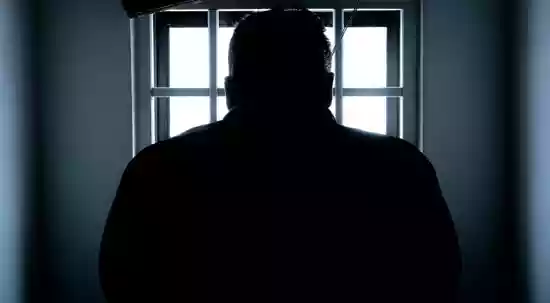 Two Indian men who visited Singapore for holiday were jailed after they stole from sex workers and also hurt them. Reportedly, the men cited “financial suffering” as the reason behind their acts. Arokkiyasami Daison and Rajendran Mayilarasan visited Singapore from India on April 24, reported the Straits Times. They visited the country as tourists and were exploring an area known as Little India.