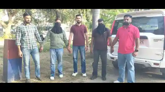 Two Jaggu Bhagwanpuria aides arrested in Hoshiarpur