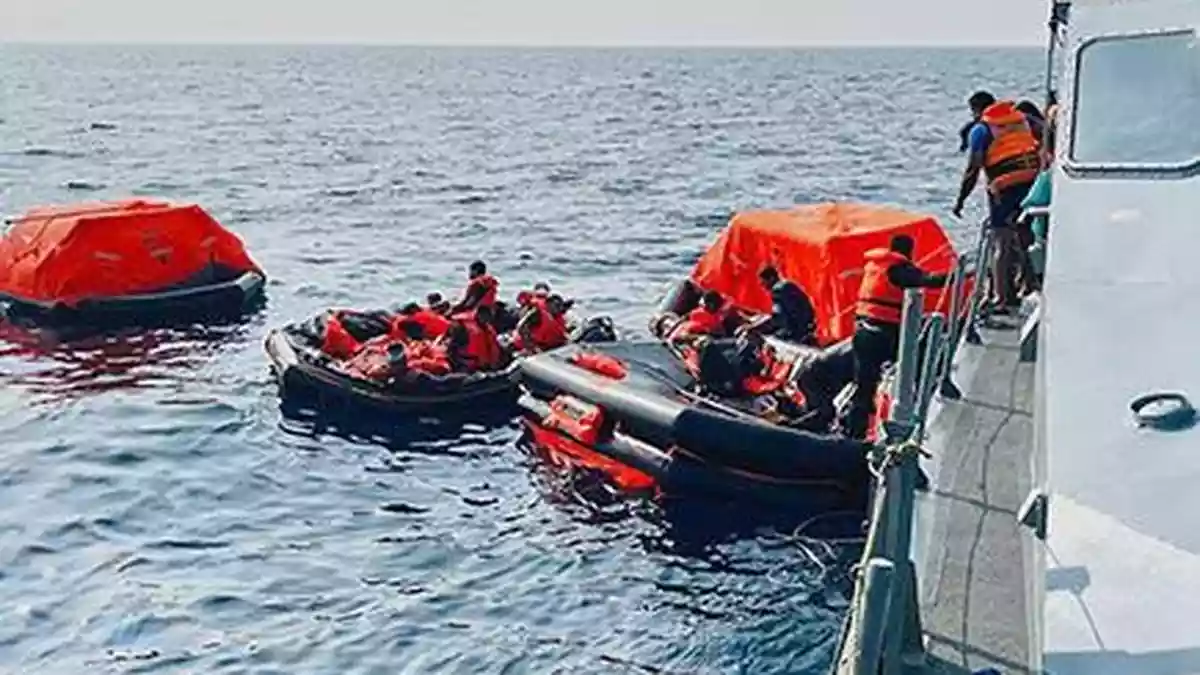 U.S. pressing Sri Lanka not to repatriate Iranian crew and survivors from sunken ship