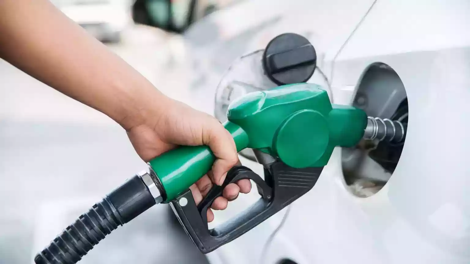 UK petrol retailers deny price gouging accusations