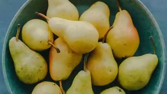 UK surgeon shares a hack to make pears even more nutritious and gut-friendly