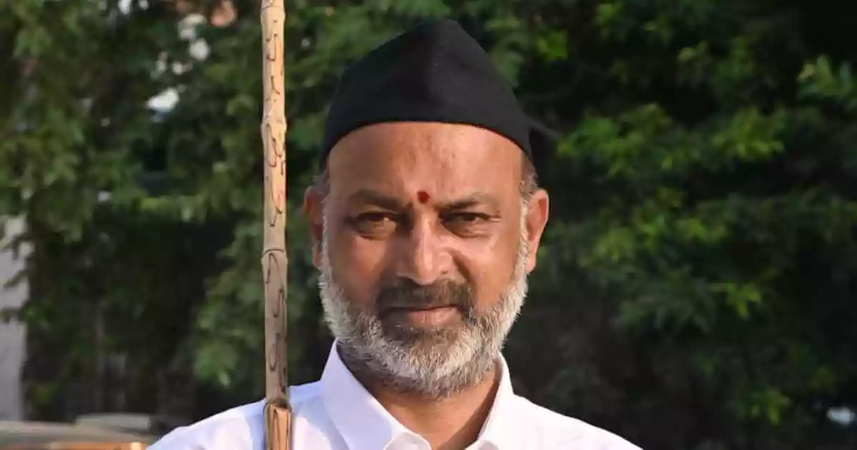 Union minister offers Rs 10 lakh to panchayats if they elect BJP-backed candidates