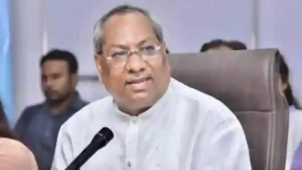 UP minister sparks outrage over ‘misogynistic’ remarks on Nitish hijab row