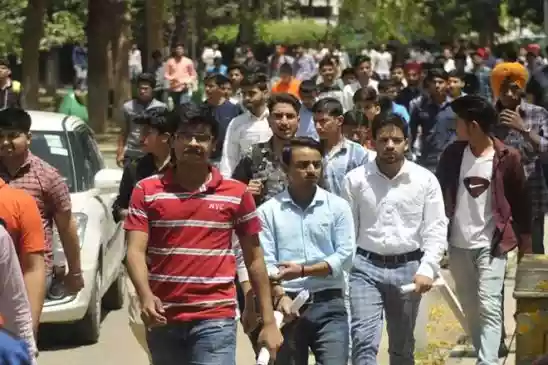 The Commission has uploaded the e-Admit Cards of the admitted candidates on its website (http://upsconline.nic.in). The Union Public Service Commission(UPSC)