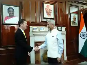 US Ambassador Sergio Gor arrived in India, with his formal credential presentation set for a later date. His visit follows a Diwali celebration hosted by the Indian Embassy in the US and a meeting with External Affairs Minister S Jaishankar, where deepening the strategic partnership was discussed. Gor emphasized India's crucial role in regional stability and shared security interests.US Ambassador Sergio Gor arrived in India, with his formal credential presentation set for a later date. His visit follows a Diwali celebration hosted by the Indian Embassy in the US and a meeting with External Affairs Minister S Jaishankar, where deepening the strategic partnership was discussed. Gor emphasized India's crucial role in regional stability and shared security interests.US Ambassador to India, Sergio Gor, arrived at the Ministry of External Affairs (MEA) on Saturday, where officials received him.<br><br>According to the US Embassy spokesperson, Ambassador Gor's formal presentation of credentials and move to India will take place 