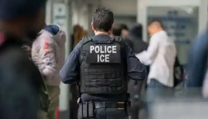 US ICE Agent Kills Woman In Minneapolis