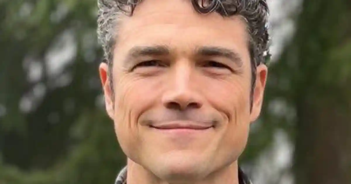 A senior United States intelligence official resigned from his post on Tuesday, citing misgivings about the war with Iran launched by the US and Israel